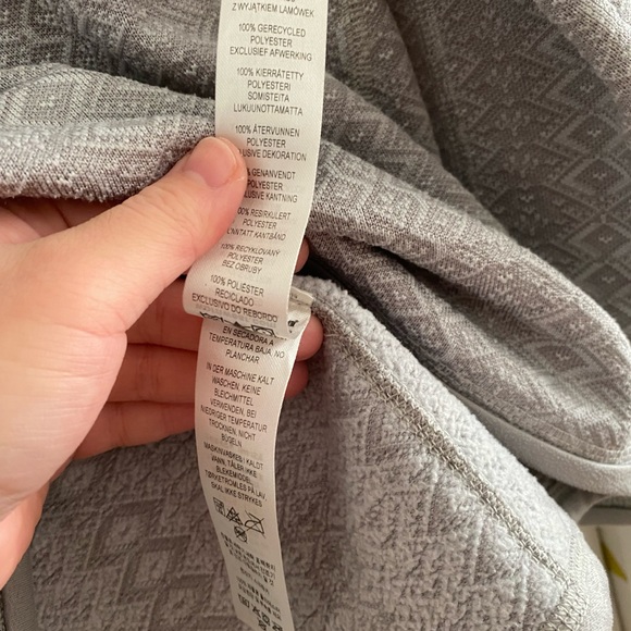 PATAGONIA Women's Better Sweater 1/4-Zip Fleece (like new) - Picture 5 of 7